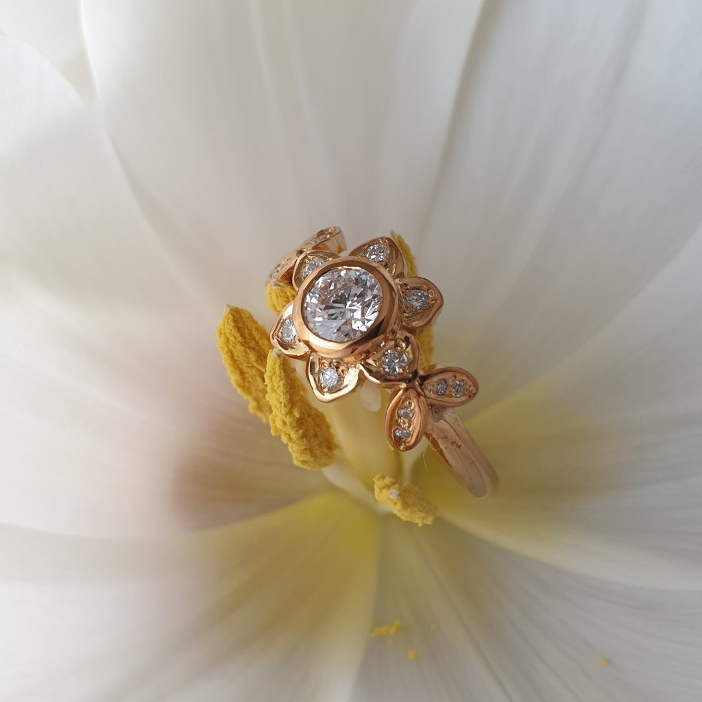 Anillo de compromiso María del Carmen de LA MUSA JOYAS